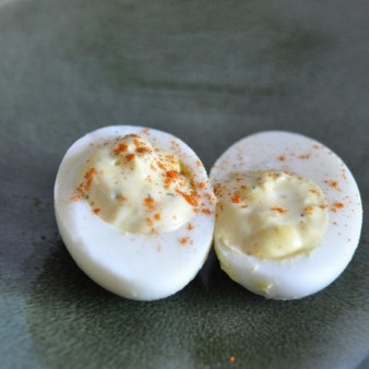 Яйца куриные фаршированные