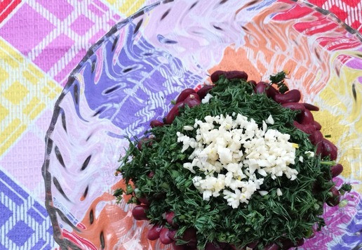 1. Этап. Салат Юбилей: чеснок.