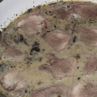 Язык с грибами