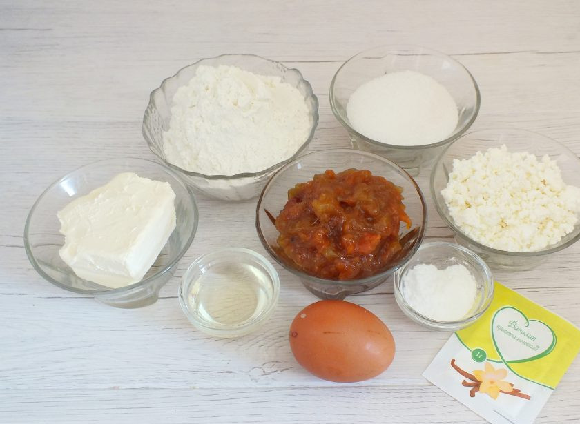 1. Этап. Булочки с вареньем без дрожжей: Подготовьте необходимые ингредиенты.