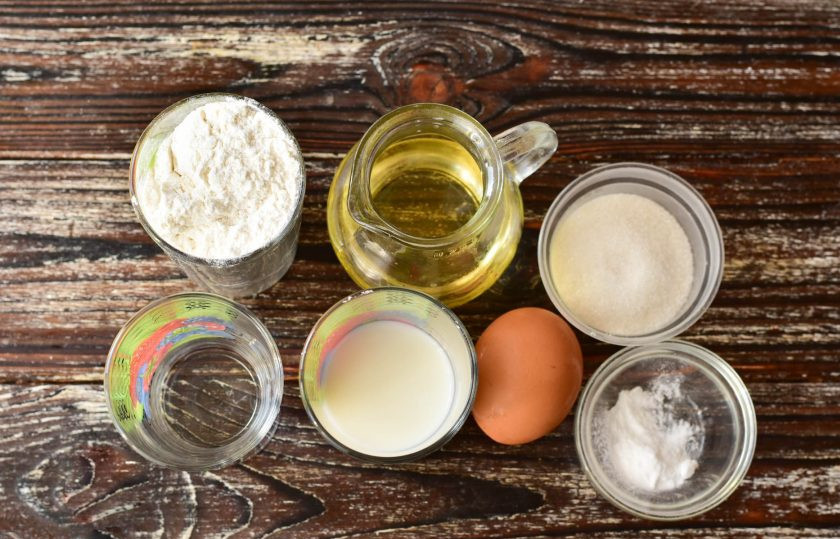 1. Этап. Толстые блины на соде: Подготовьте ингредиенты.