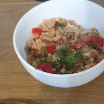 Тайский рисовый салат