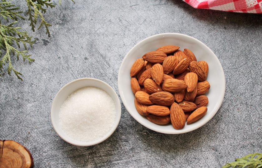 1. Этап. Миндальная гранита: Подготовьте все необходимые ингредиенты для приготовления миндальной граниты.