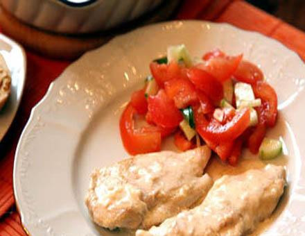 1. Этап. Курица в соусе Сен-Марселлен: 4. Блюдо готово. Перекладываем на тарелки и можно подавать к столу.