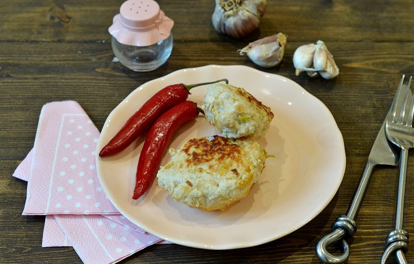 1. Этап. Котлеты с тертым сыром: Приятного аппетита!