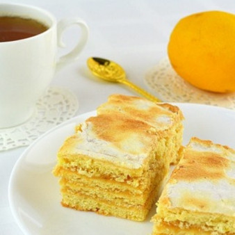 Простой рецепт лимонного пирога