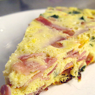 Яичница из страусиного яйца