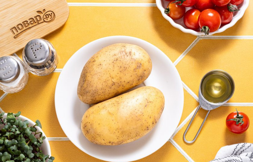 1. Этап. Чипсы из картошки в аэрогриле: Подготовьте все ингредиенты.