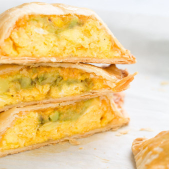 Egg, Avocado, and Cheddar Homemade Hot Pockets
