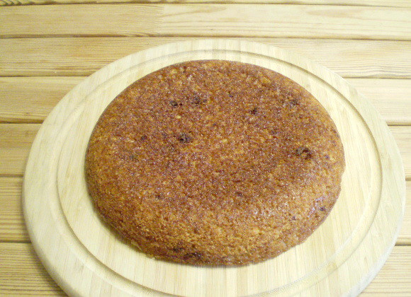 1. Этап. Лимонный манник: Переверните его красивой румяной стороной вверх. Лимонный манник подавайте к чаю полностью остывшим.