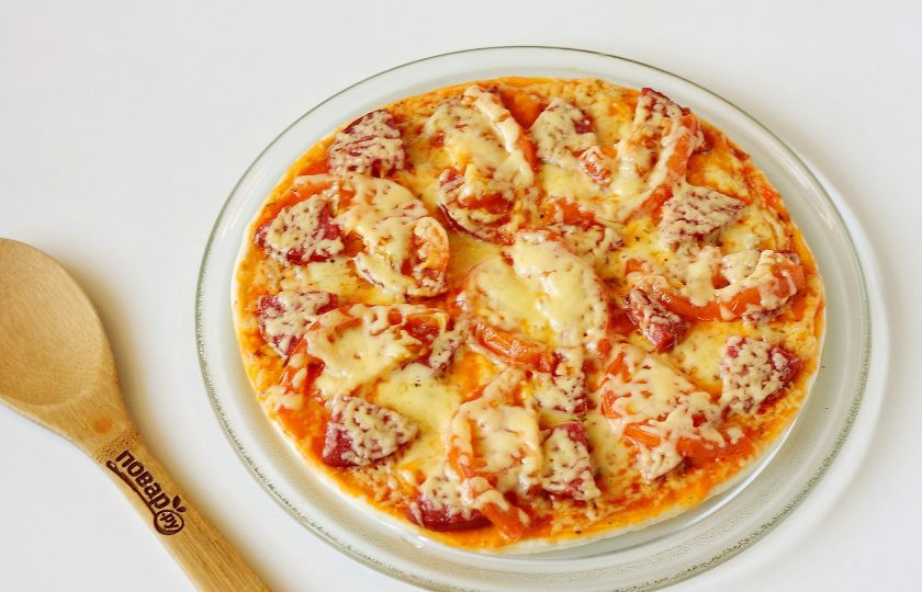 1. Этап. Пицца на готовой основе в микроволновке: Пицца на готовой основе в микроволновке готова.