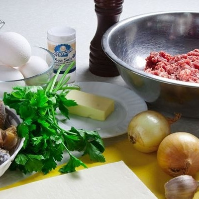 1. Этап. Веллингтон: Все ингредиенты желательно сразу выставить на рабочую поверхность, чтобы потом не тратить на это время.