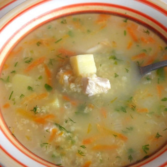 Куриный суп с пшеном