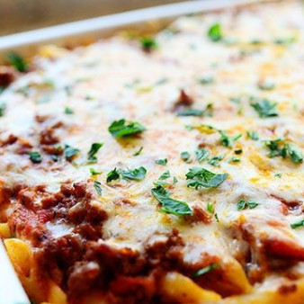 Запеканка с пастой, фаршем и сыром