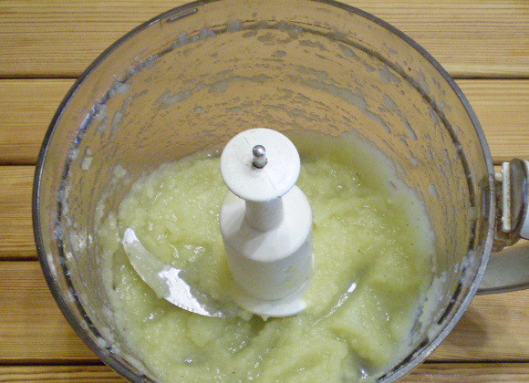 1. Этап. Капустные блины: 3. На фото видно консистенцию.