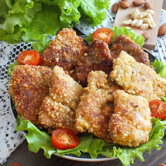 Судак в ореховой панировке