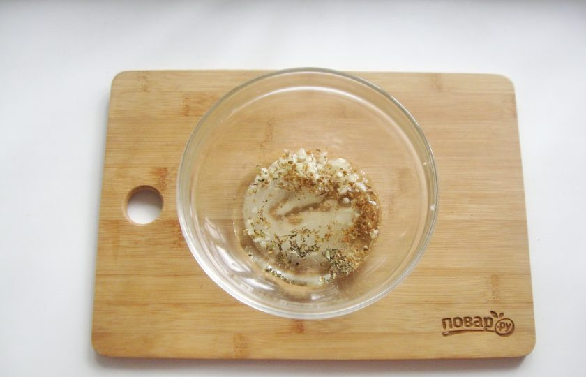 1. Этап. Морковь по-корейски с опятами: И подсолнечное масло.