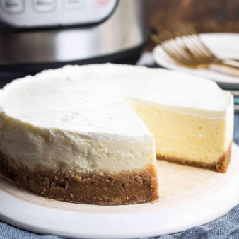 Easy Instant Pot Cheesecake