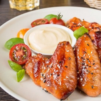 Крылышки под медовым соусом