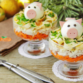 Слоеный салат Новогодний