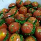 Соленые помидоры с чесноком и укропом Помидоры тщательно моем Укроп режем мелко, чеснок чистим и пропускаем через пресс У помидор надрезаем