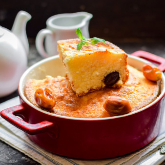 Манник с финиками