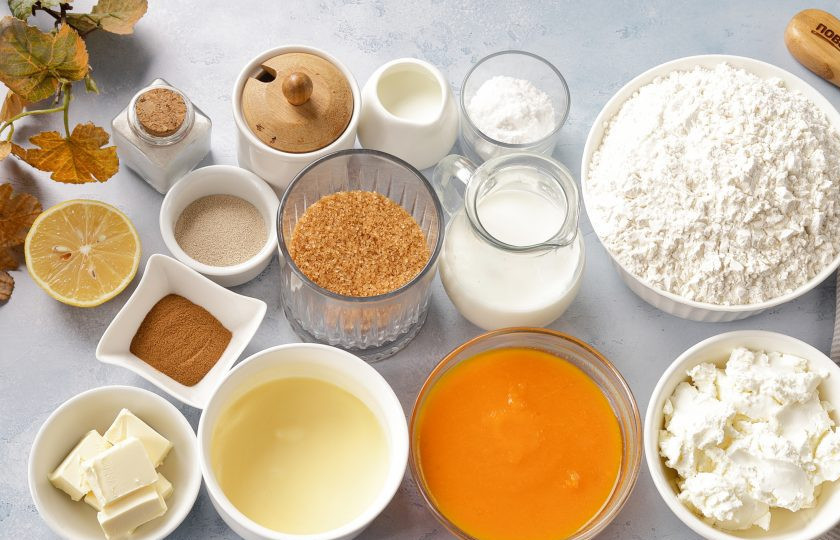 1. Этап. Тыквенные синнабоны: Подготовьте все ингредиенты по списку.