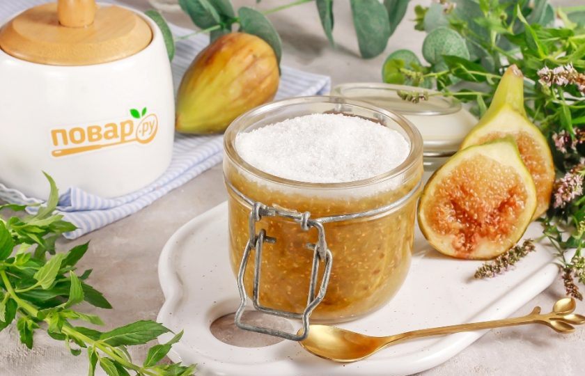 1. Этап. Инжир на зиму без варки: Можно хранить в холодильнике, извлекая по мере необходимости.