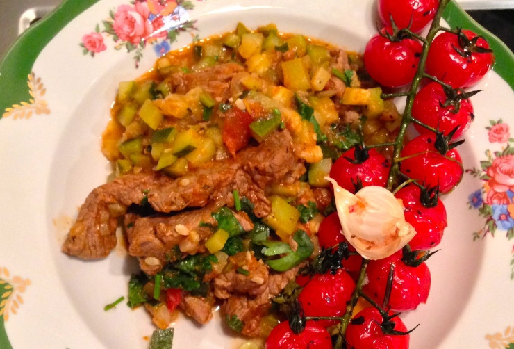 1. Этап. Говядина с кабачками: Приятного всем аппетита!