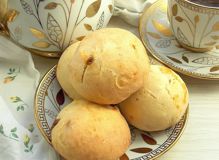 1. Этап. Творожные булочки со сгущенкой: Дайте остыть и подавайте.