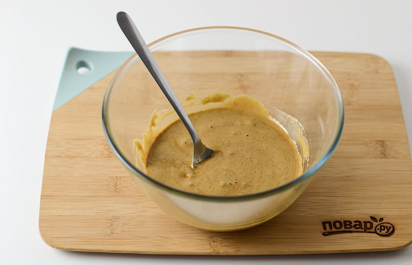 1. Этап. Вегетарианский медовик: Прогрейте смесь пару минут, она должна начать пениться и белеть.