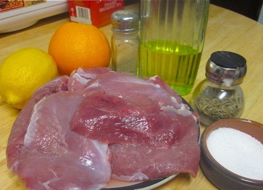 1. Этап. Филе утиной грудки без кожи: Подготовьте все необходимые ингредиенты.