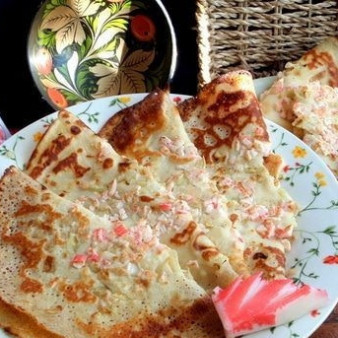 Блины с крабовым припеком