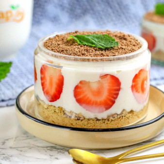 Торт в баночке Творожный фрезье