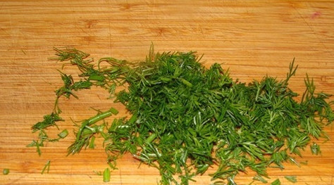 1. Этап. Уха со сливками: 14. Перед подачей можно дополнить уху со сливками в домашних условиях свежей зеленью. Приятного аппетита!