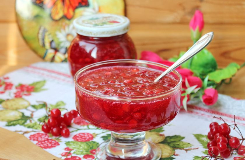 1. Этап. Заготовка калины на зиму: Чистую банку заполните калиной с сахаром, накройте крышкой и поставьте в холодильник. Пейте чай с калиной и будете здоровы!