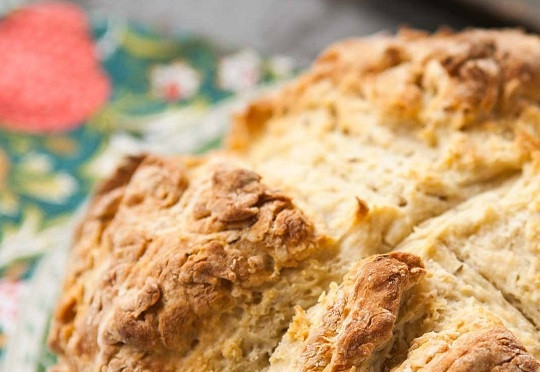 1. Этап. Хлеб с тмином: 5. Вот такая красота при минимуме усилий и из небольшого количества ингредиентов. Угощайтесь!