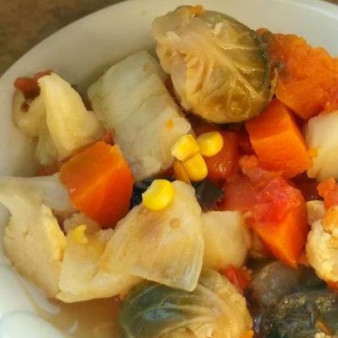 Тушеная тыква с овощами