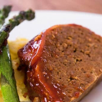 Мясной рулет из фарша