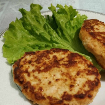 Котлеты из индейки с творогом