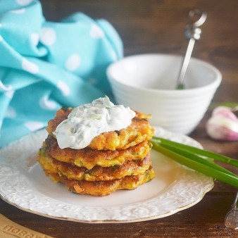 Оладьи из батата с творогом и зеленью