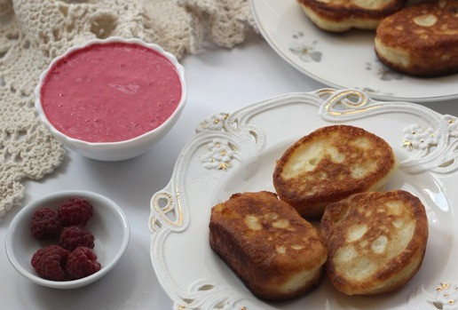 1. Этап. Творожно-ягодный соус: Приятного аппетита!