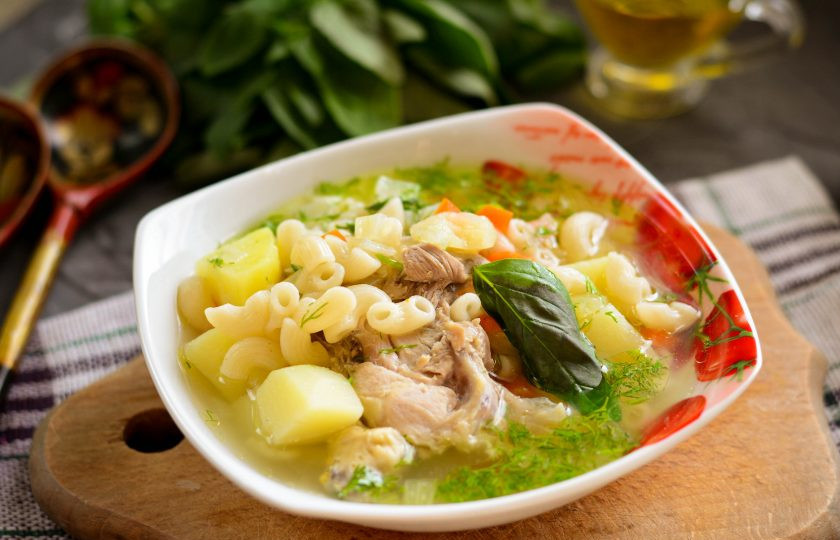 1. Этап. Суп как в детском саду: Разлейте горячий суп в порционные тарелки и подавайте к столу. Приятного аппетита!