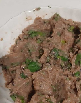 1. Этап. Салат Баклажано-каштановый дракон: Теперь самая сложная часть: перемешать. Можно доверить мужчине или особо ответственному ребенку.