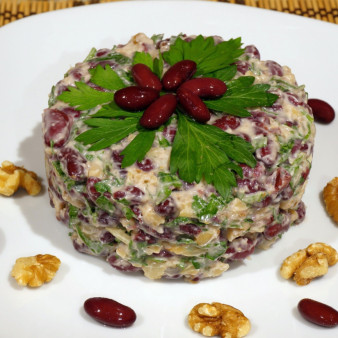 Лобио из консервированной фасоли