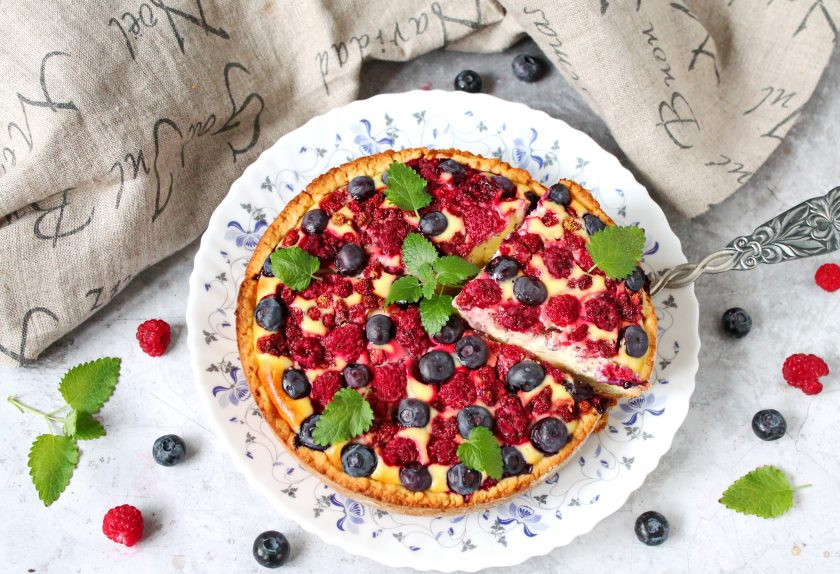 1. Этап. Ягодный пирог с маскарпоне: Приятного аппетита!