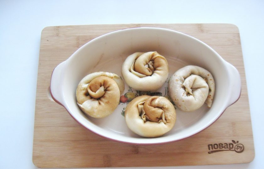 1. Этап. Блинная закуска Пеньки: Выложите 