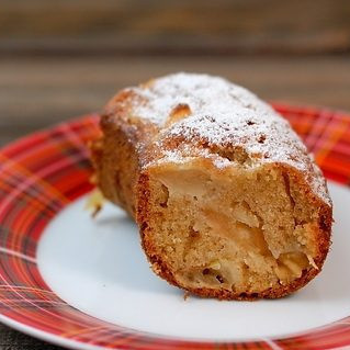 Яблочный кекс
