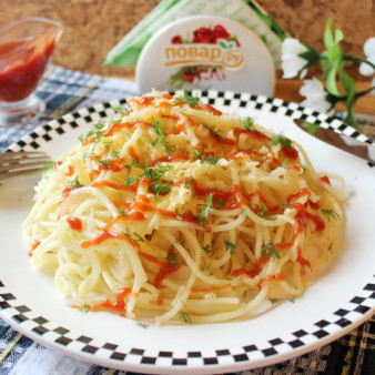 Спагетти с кетчупом