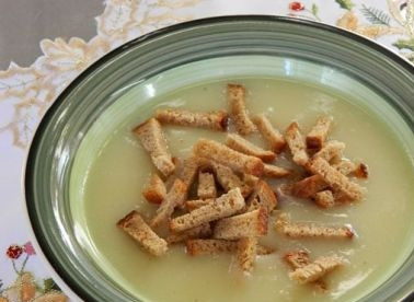 1. Этап. Суп-пюре постный: Подаем к столу с сухариками или гренками. Можно добавить измельченный чеснок и свежую зелень.